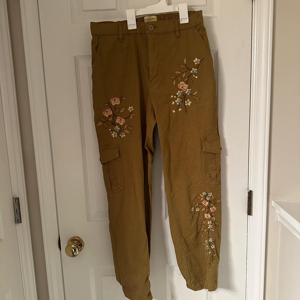 Sundance Floral Embroidered Cargo Pants - Tan